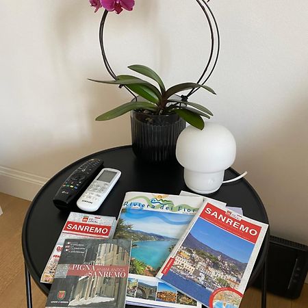 Appartamento NONSOLOMARE sul Corso pedonale Sanremo Esterno foto